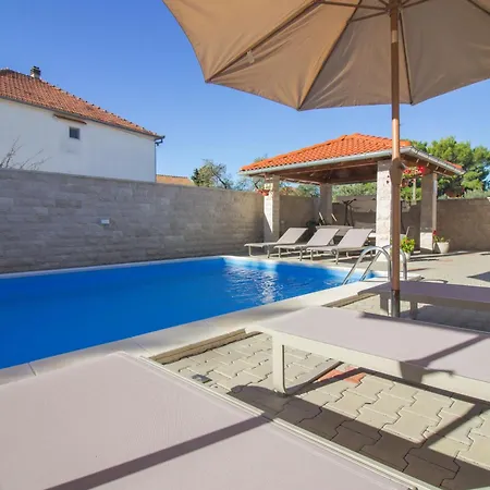 Apartman My Dalmatia - Dada 3 *