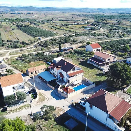 My Dalmatia - Dada 3 With Pool Apartamento Biograd Na Moru