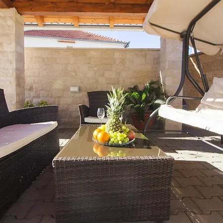 My Dalmatia - Dada 3 With Pool Apartamento *