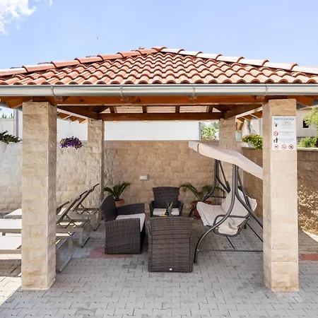 My Dalmatia - Dada 3 With Pool דירה *
